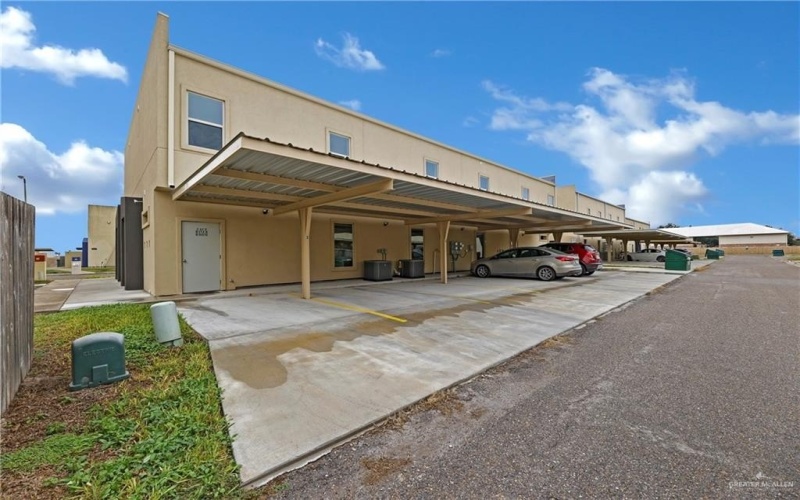 1209 E Camellia Avenue #4, McAllen, TX 78501, 3 Bedrooms Bedrooms, ,2 BathroomsBathrooms,Residential,For Sale,1209 E Camellia Avenue,456282