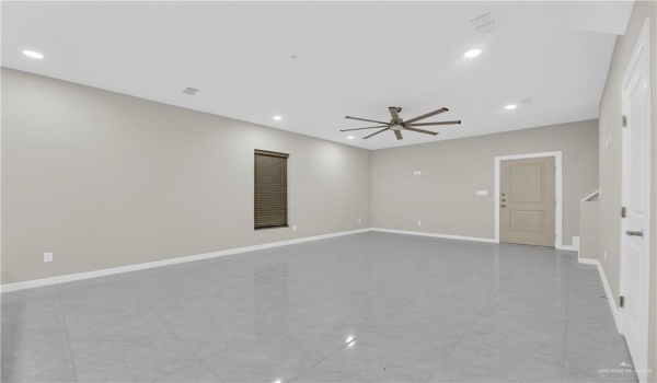 1209 E Camellia Avenue #4, McAllen, TX 78501, 3 Bedrooms Bedrooms, ,2 BathroomsBathrooms,Residential,For Sale,1209 E Camellia Avenue,456282