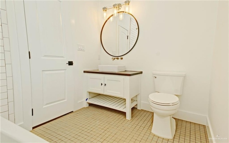 6112 N Pedaso Del Sol Street, Edinburg, TX 78542, 3 Bedrooms Bedrooms, ,2 BathroomsBathrooms,Residential,For Sale,6112 N Pedaso Del Sol Street,456348