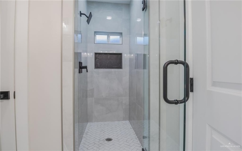 3313 E Alexa Street, Edinburg, TX 78542, 3 Bedrooms Bedrooms, ,2 BathroomsBathrooms,Residential,For Sale,3313 E Alexa Street,456456
