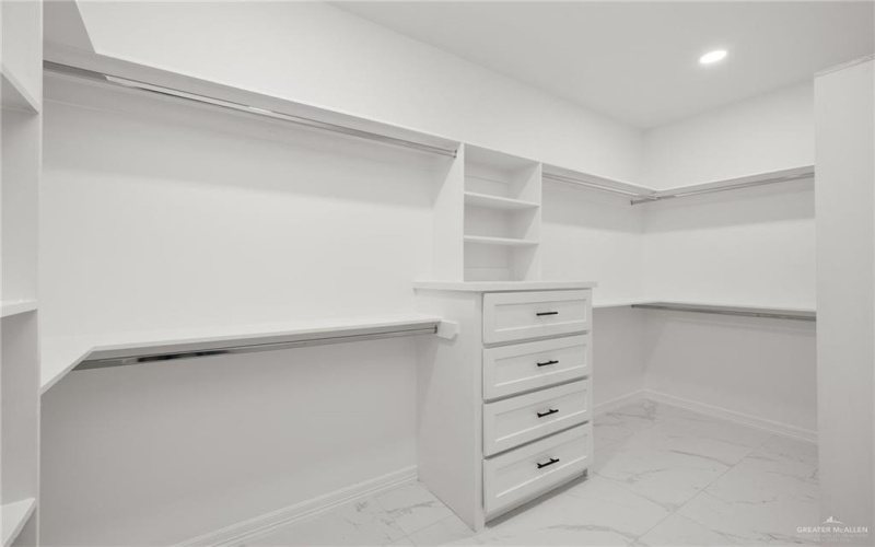 5608 Addison Lane, Weslaco, TX 78599, 4 Habitaciones Habitaciones , ,3 BañosBaños,Residential,En Venta,5608 Addison Lane,456492