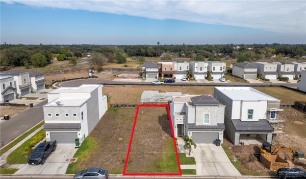 2205 Dorado Drive, Mission, TX 78573, 3 Bedrooms Bedrooms, ,2 BathroomsBathrooms,Residential,For Sale,2205 Dorado Drive,456652