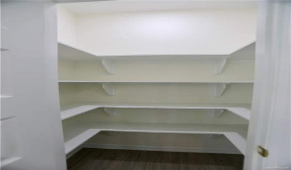 2328 N Peking Street, McAllen, TX 78501, 3 Bedrooms Bedrooms, ,2 BathroomsBathrooms,Residential,For Sale,2328 N Peking Street,456827