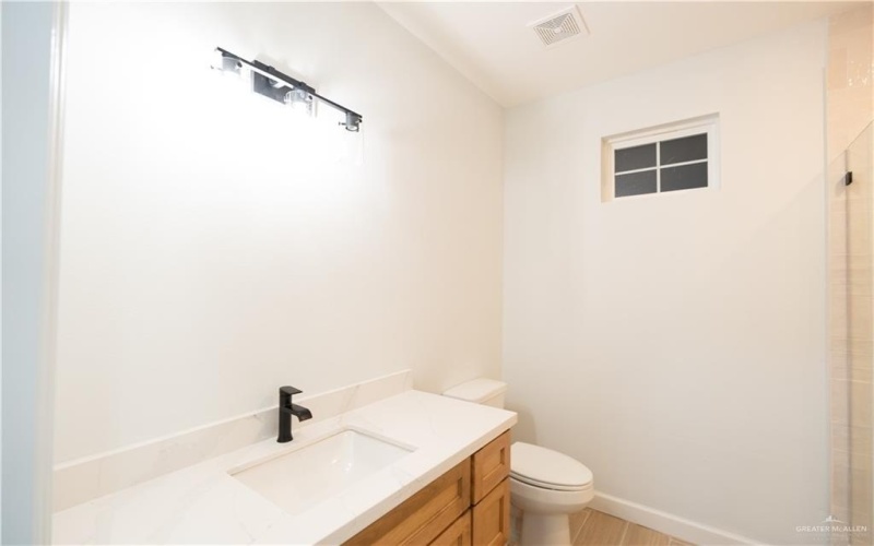 1808 Diplomat Drive, Edinburg, TX 78542, 3 Bedrooms Bedrooms, ,2 BathroomsBathrooms,Residential,For Sale,1808 Diplomat Drive,456896