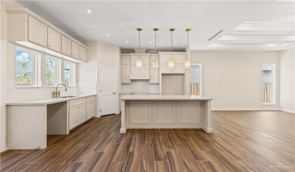 4312 Xenops Avenue, McAllen, TX 78503, 4 Bedrooms Bedrooms, ,2 BathroomsBathrooms,Residential,For Sale,4312 Xenops Avenue,457282