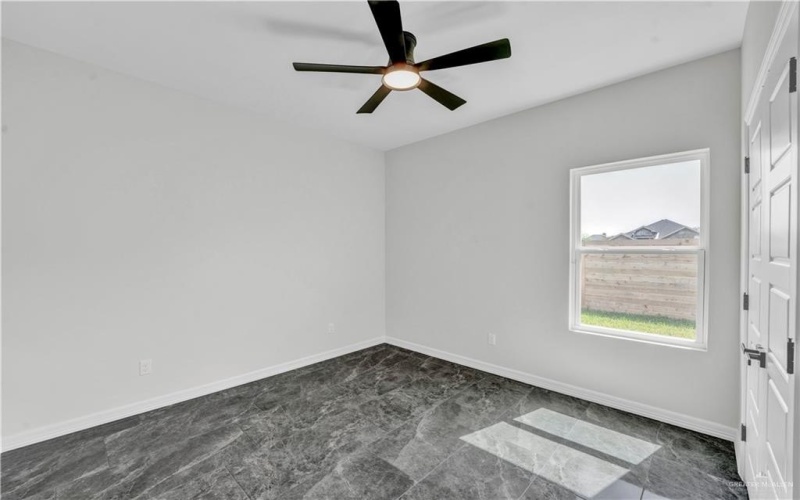 2812 E Pecos Road, Edinburg, TX 78539, 3 Bedrooms Bedrooms, ,2 BathroomsBathrooms,Residential,For Sale,2812 E Pecos Road,457639