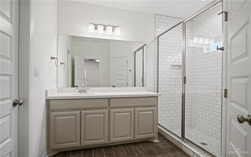 8308 35th Street, McAllen, TX 78504, 2 Bedrooms Bedrooms, ,2 BathroomsBathrooms,Residential Lease,For Rent,8308 35th Street,457821
