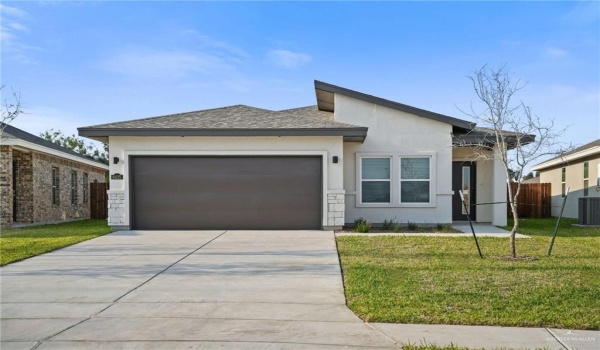 8425 35th Street, McAllen, TX 78504, 3 Bedrooms Bedrooms, ,2 BathroomsBathrooms,Residential Lease,For Rent,8425 35th Street,457993