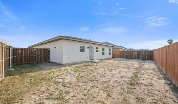 8425 35th Street, McAllen, TX 78504, 3 Bedrooms Bedrooms, ,2 BathroomsBathrooms,Residential Lease,For Rent,8425 35th Street,457993