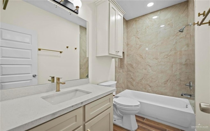 3305 E Marbury Street, Edinburg, TX 78542, 3 Bedrooms Bedrooms, ,2 BathroomsBathrooms,Residential,For Sale,3305 E Marbury Street,458027