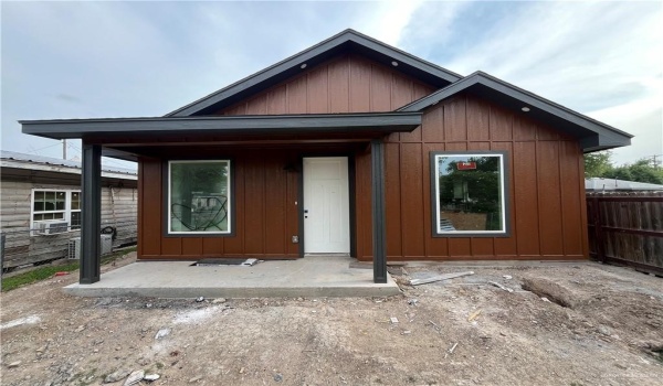 808 E Evans Avenue, Pharr, TX 78577, 3 Bedrooms Bedrooms, ,2 BathroomsBathrooms,Residential,For Sale,808 E Evans Avenue,458111