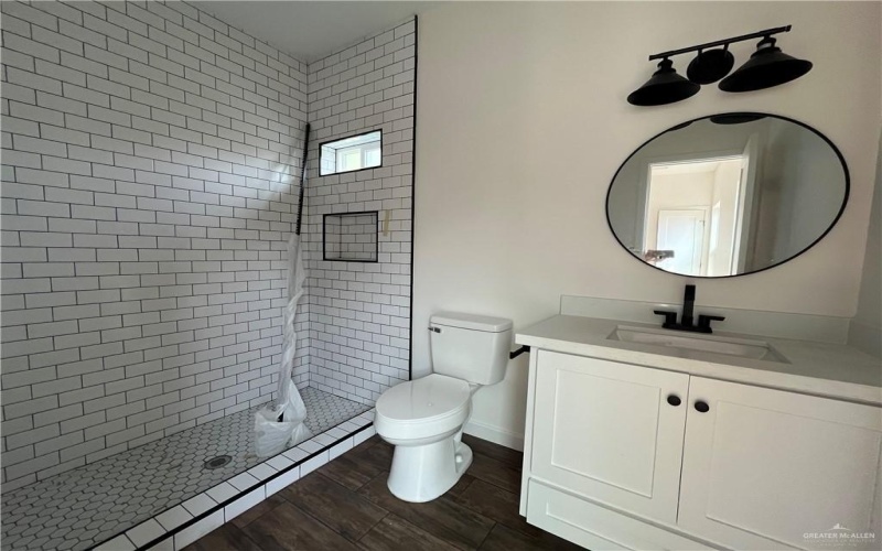 808 E Evans Avenue, Pharr, TX 78577, 3 Bedrooms Bedrooms, ,2 BathroomsBathrooms,Residential,For Sale,808 E Evans Avenue,458111