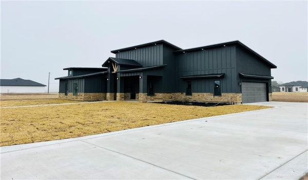5516 Jay Lane, Weslaco, TX 78596, 4 Bedrooms Bedrooms, ,2 BathroomsBathrooms,Residential,For Sale,5516 Jay Lane,458372