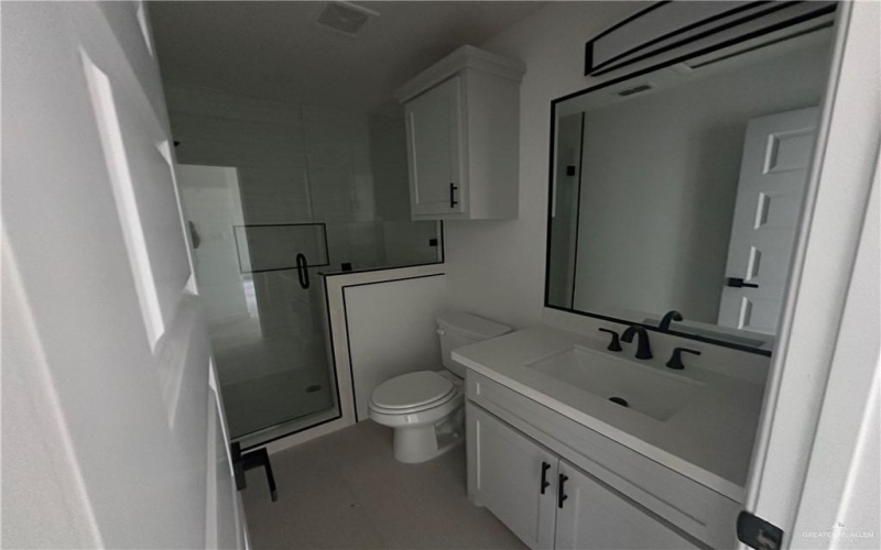 6050 Reymundo Street, Edinburg, TX 78542, 3 Bedrooms Bedrooms, ,2 BathroomsBathrooms,Residential,For Sale,6050 Reymundo Street,458436