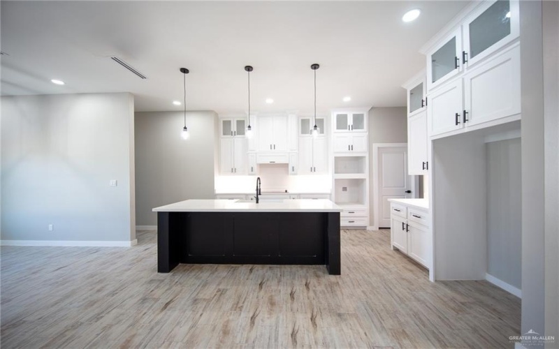 4106 Nivia Carolina Avenue, Weslaco, TX 78599, 4 Habitaciones Habitaciones , ,2 BañosBaños,Residential,En Venta,4106 Nivia Carolina Avenue,458481