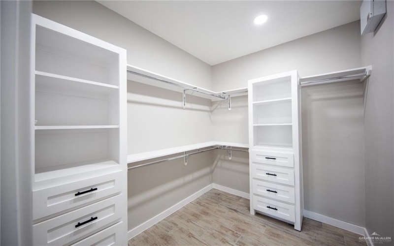 4106 Nivia Carolina Avenue, Weslaco, TX 78599, 4 Habitaciones Habitaciones , ,2 BañosBaños,Residential,En Venta,4106 Nivia Carolina Avenue,458481