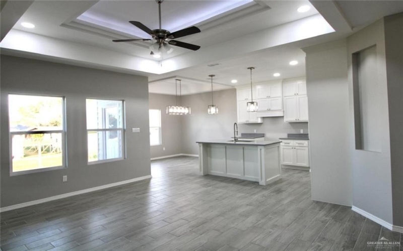 2314 Cuesta Del Sol Street, Edinburg, TX 78542, 3 Bedrooms Bedrooms, ,2 BathroomsBathrooms,Residential,For Sale,2314 Cuesta Del Sol Street,458597