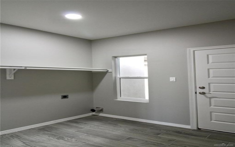 2314 Cuesta Del Sol Street, Edinburg, TX 78542, 3 Bedrooms Bedrooms, ,2 BathroomsBathrooms,Residential,For Sale,2314 Cuesta Del Sol Street,458597