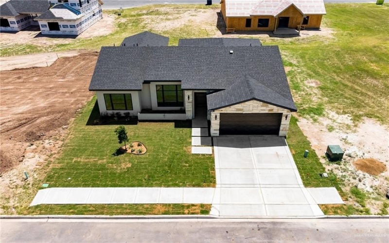 2712 E Burberry Drive, Edinburg, TX 78542, 4 Habitaciones Habitaciones , ,3 BañosBaños,Residential,En Venta,2712 E Burberry Drive,458651