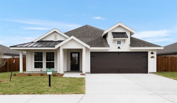 14205 Chalk Ridge Drive, McAllen, TX 78504, 3 Bedrooms Bedrooms, ,2 BathroomsBathrooms,Residential,For Sale,14205 Chalk Ridge Drive,458682