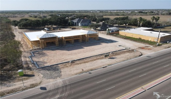 10211 W Hwy 107 #3, Mission, TX 78573, ,Commercial Lease,For Rent,10211 W Hwy 107,458726