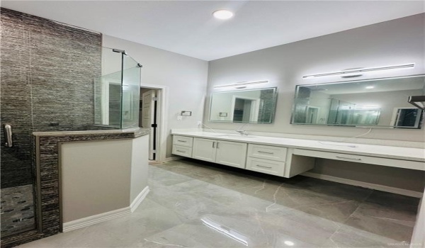 4804 N 27th Street, McAllen, TX 78504, 3 Bedrooms Bedrooms, ,2 BathroomsBathrooms,Residential,For Sale,4804 N 27th Street,458860