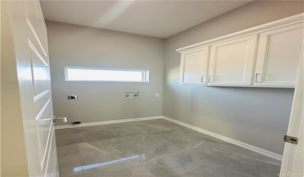 4804 N 27th Street, McAllen, TX 78504, 3 Bedrooms Bedrooms, ,2 BathroomsBathrooms,Residential,For Sale,4804 N 27th Street,458860