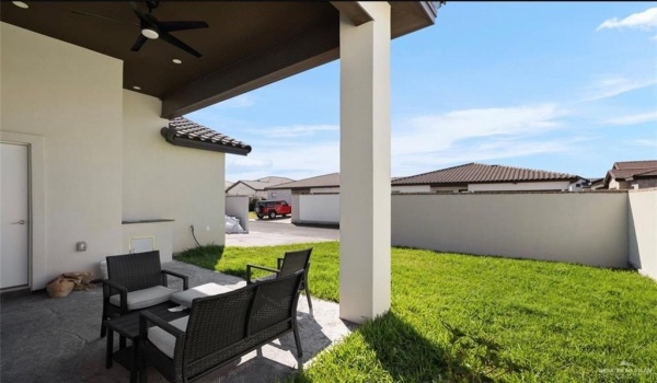 701 Grayson Avenue, McAllen, TX 78504, 4 Bedrooms Bedrooms, ,2 BathroomsBathrooms,Residential,For Sale,701 Grayson Avenue,458896