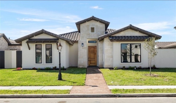 701 Grayson Avenue, McAllen, TX 78504, 4 Bedrooms Bedrooms, ,2 BathroomsBathrooms,Residential,For Sale,701 Grayson Avenue,458896