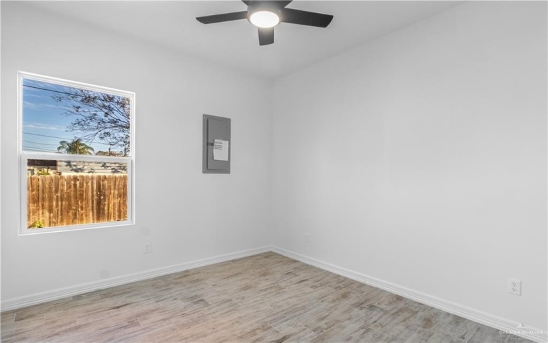 710 N Illinois Avenue, Weslaco, TX 78596, 3 Bedrooms Bedrooms, ,2 BathroomsBathrooms,Residential,For Sale,710 N Illinois Avenue,458930