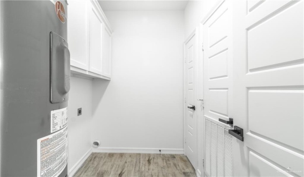 710 N Illinois Avenue, Weslaco, TX 78596, 3 Bedrooms Bedrooms, ,2 BathroomsBathrooms,Residential,For Sale,710 N Illinois Avenue,458930