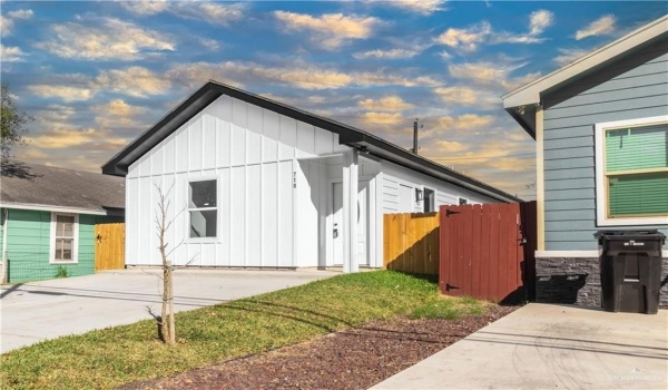 710 N Illinois Avenue, Weslaco, TX 78596, 3 Bedrooms Bedrooms, ,2 BathroomsBathrooms,Residential,For Sale,710 N Illinois Avenue,458930