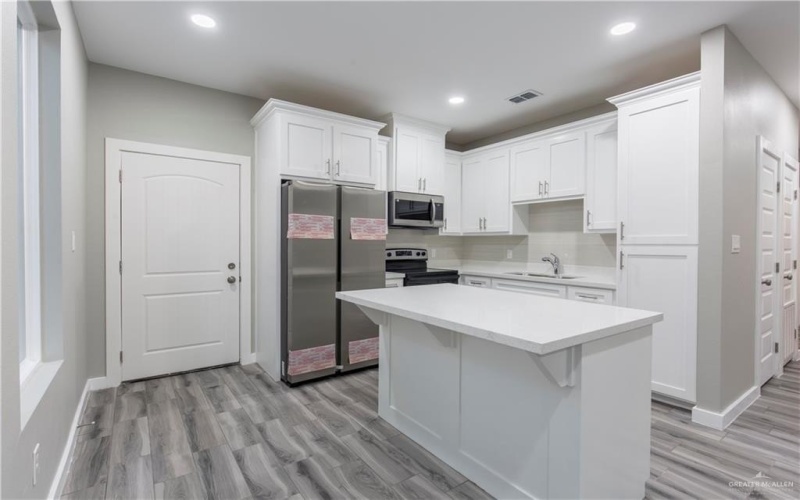 3121 Briggs Street #1, Weslaco, TX 78596, 2 Bedrooms Bedrooms, ,2 BathroomsBathrooms,Residential Lease,For Rent,3121 Briggs Street,459076