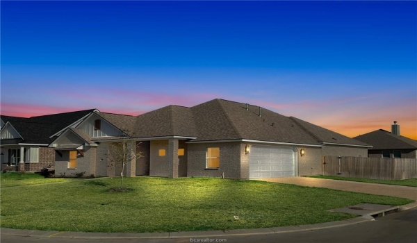 2900 Bombay Court, Bryan, TX 77808, 3 Bedrooms Bedrooms, ,3 BathroomsBathrooms,Residential,For Sale,2900 Bombay Court,25001554