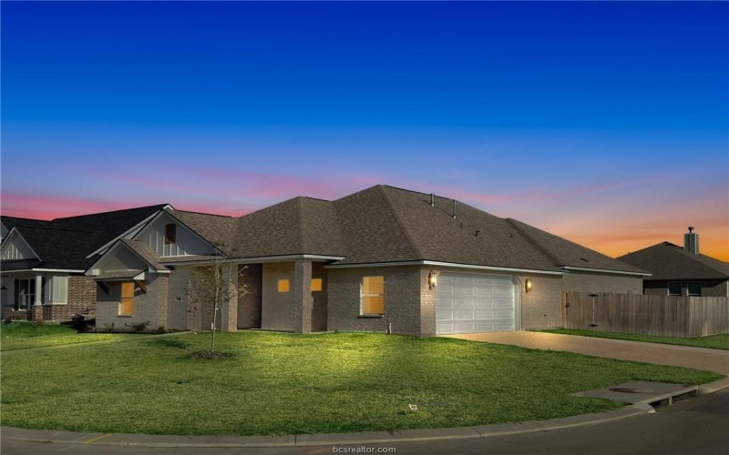 2900 Bombay Court, Bryan, TX 77808, 3 Bedrooms Bedrooms, ,3 BathroomsBathrooms,Residential,For Sale,2900 Bombay Court,25001554