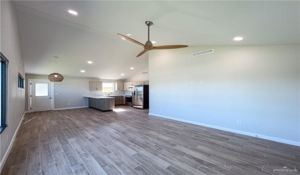 2612 Mockingbird Road, Weslaco, TX 78596, ,Residential Multi Family,En Venta,2612 Mockingbird Road,459457