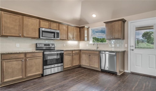 1204 Highgarden Drive, Navasota, TX 77868, 3 Bedrooms Bedrooms, ,2 BathroomsBathrooms,Residential,For Sale,1204 Highgarden Drive,25001626