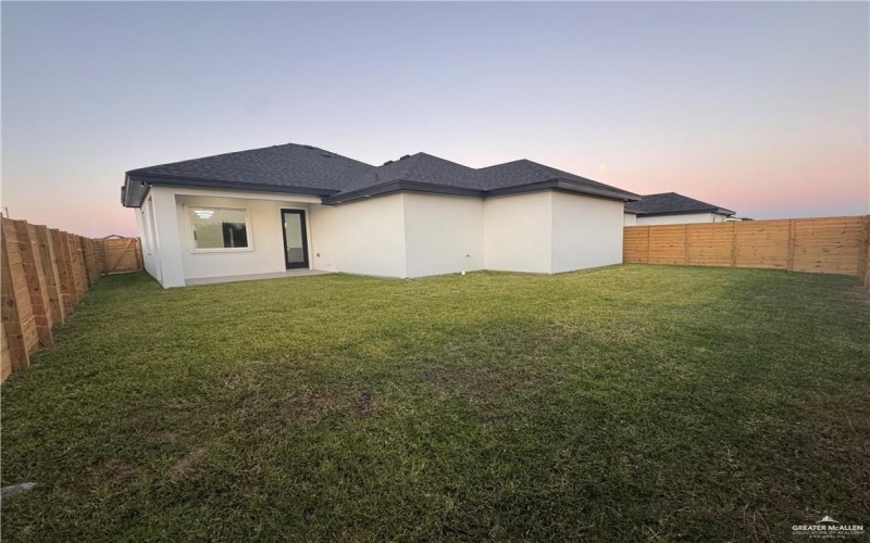 2724 E Conroe Road, Edinburg, TX 78542, 3 Bedrooms Bedrooms, ,2 BathroomsBathrooms,Residential,For Sale,2724 E Conroe Road,459658