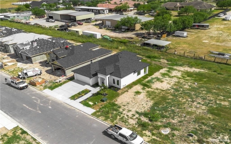 2724 E Conroe Road, Edinburg, TX 78542, 3 Bedrooms Bedrooms, ,2 BathroomsBathrooms,Residential,For Sale,2724 E Conroe Road,459658