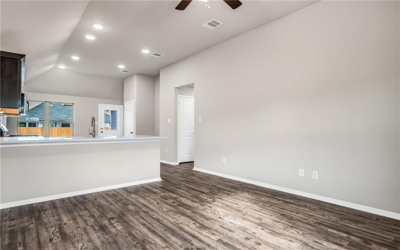 1212 Highgarden Drive, Navasota, TX 77868, 3 Bedrooms Bedrooms, ,2 BathroomsBathrooms,Residential,For Sale,1212 Highgarden Drive,25001629