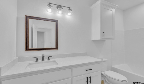 602 N Bois D Arc, Tyler, TX 75702, 3 Bedrooms Bedrooms, ,2 BathroomsBathrooms,Residential,For Sale,602 N Bois D Arc,25000130