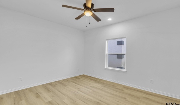 602 N Bois D Arc, Tyler, TX 75702, 3 Bedrooms Bedrooms, ,2 BathroomsBathrooms,Residential,For Sale,602 N Bois D Arc,25000130