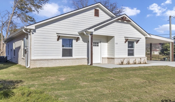 602 N Bois D Arc, Tyler, TX 75702, 3 Bedrooms Bedrooms, ,2 BathroomsBathrooms,Residential,For Sale,602 N Bois D Arc,25000130