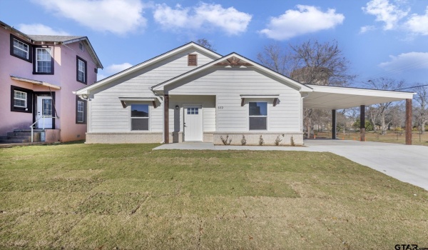 602 N Bois D Arc, Tyler, TX 75702, 3 Bedrooms Bedrooms, ,2 BathroomsBathrooms,Residential,For Sale,602 N Bois D Arc,25000130