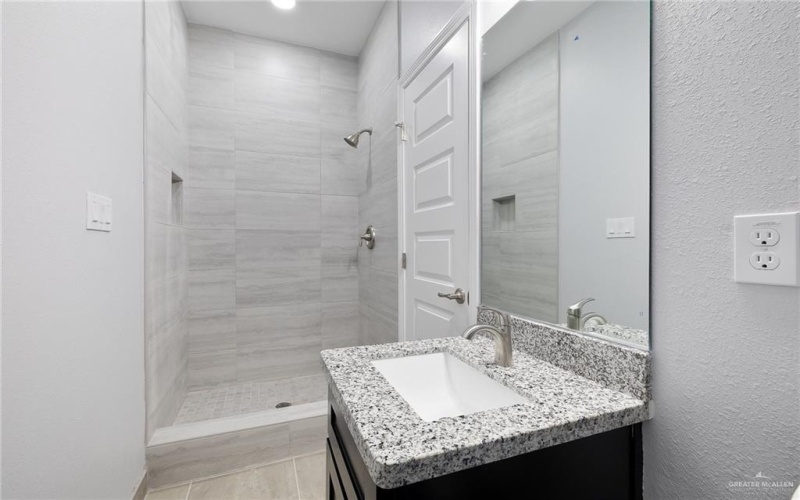 2213 Plains Road #A, La Feria, TX 78559, 2 Bedrooms Bedrooms, ,2 BathroomsBathrooms,Residential Lease,For Rent,2213 Plains Road,466170