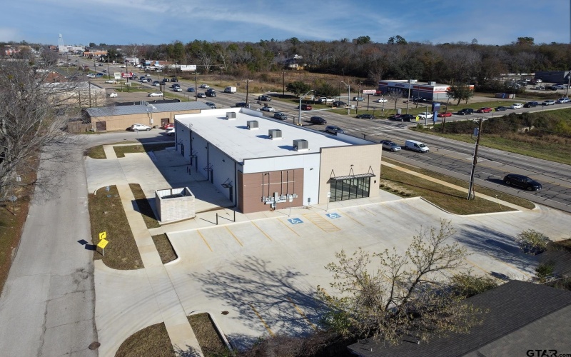801 S Main St, Lindale, TX 75771, ,Arrendamiento Comercial,En Alquiler,801 S Main St,25000287