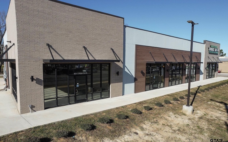 801 S Main St, Lindale, TX 75771, ,Arrendamiento Comercial,En Alquiler,801 S Main St,25000287
