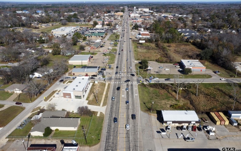 801 S Main St, Lindale, TX 75771, ,Arrendamiento Comercial,En Alquiler,801 S Main St,25000287
