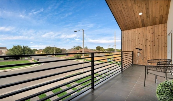 2609 Warbler Avenue, McAllen, TX 78504, 3 Bedrooms Bedrooms, ,2 BathroomsBathrooms,Residential,For Sale,2609 Warbler Avenue,466301
