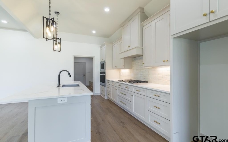 15078 High Country Acres Lane, Tyler, TX 75706, 3 Bedrooms Bedrooms, ,2 BathroomsBathrooms,Residential,For Sale,15078 High Country Acres Lane,25000445